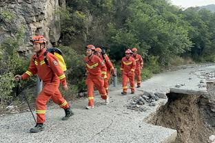 6000万合同送进国家队！国足名单卓尔4人：董春雨 明天 刘云 李行